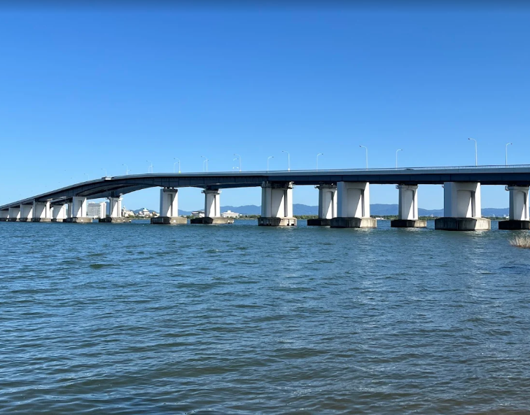 琵琶湖大橋